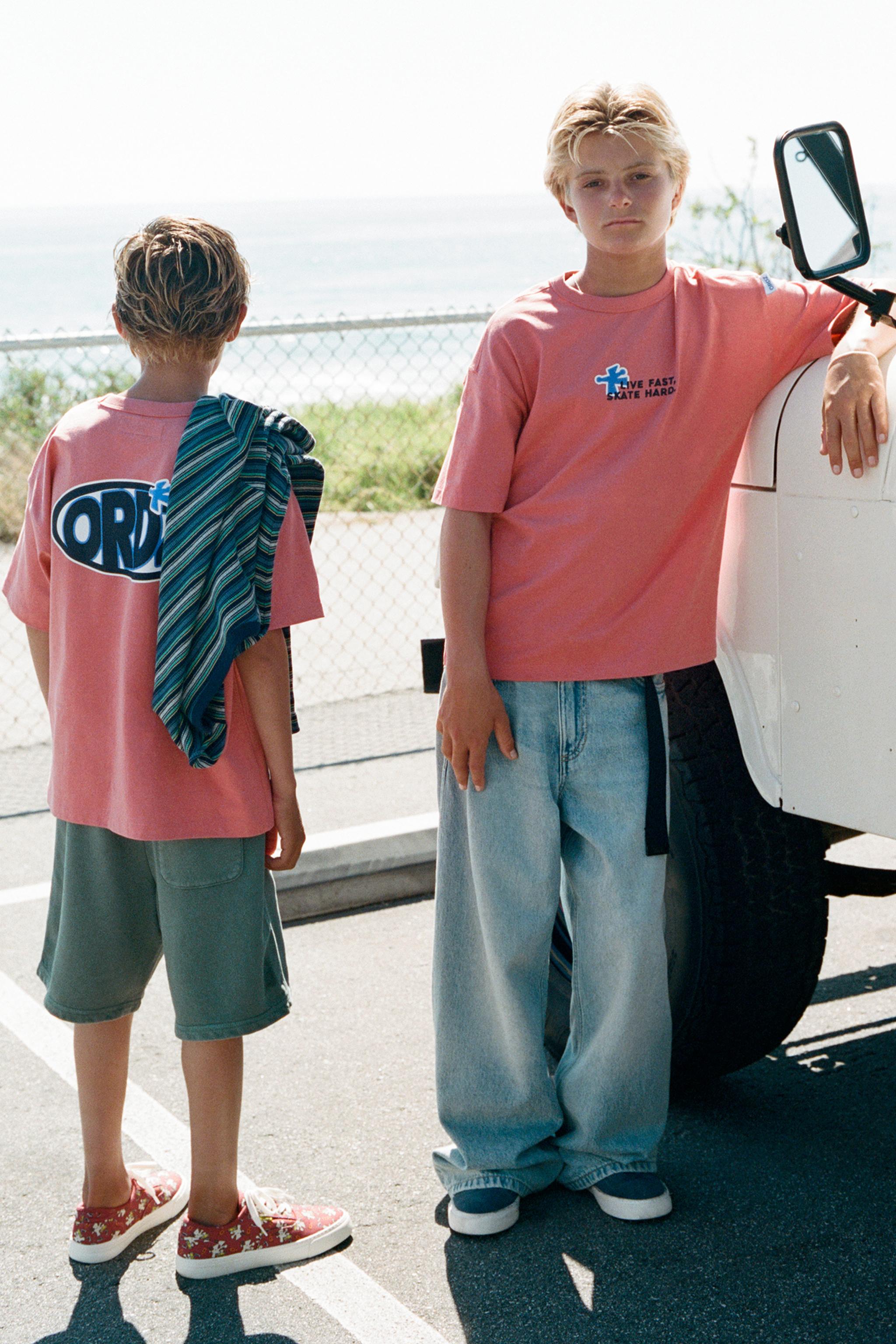 GARMENT DYED LOGO PLUSH SHORTS